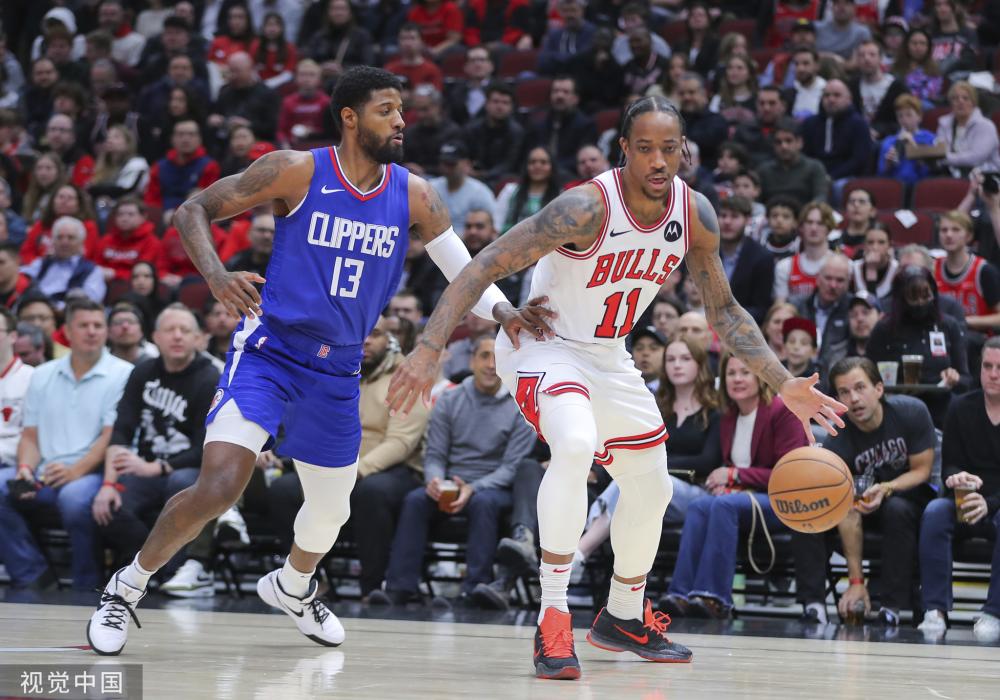 一个沉重的 一个沉重的